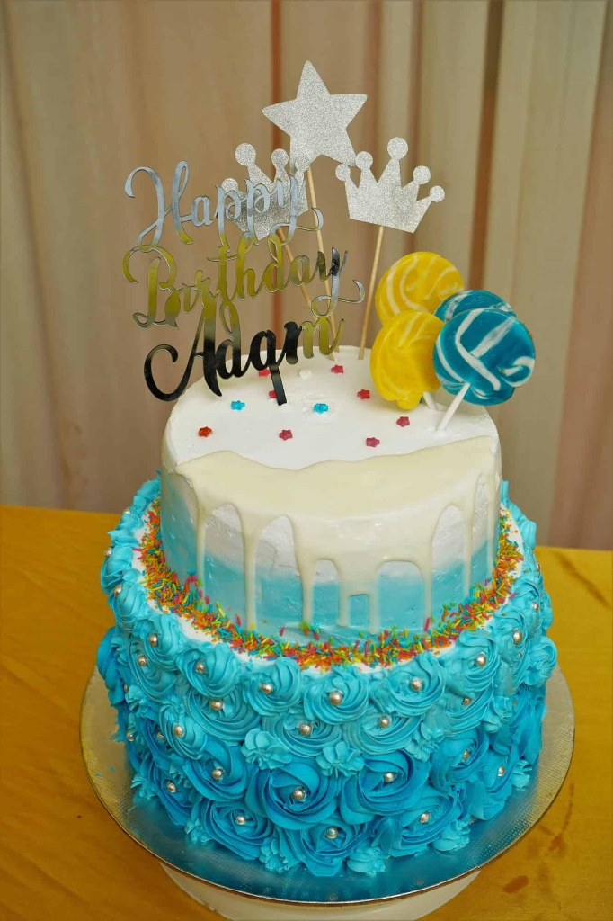 Fresh cream cakes by Bake Masters